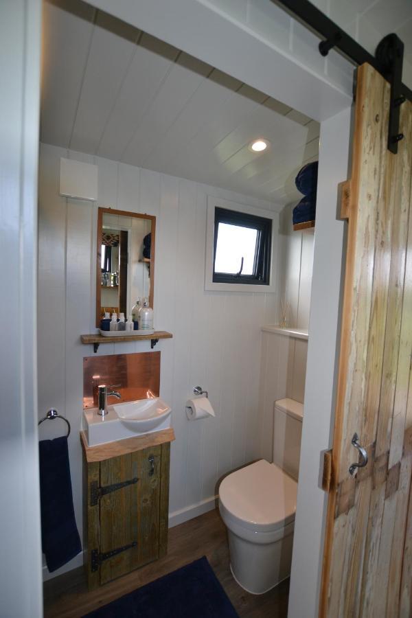 Twin Barn Shepherd's Huts Norwich