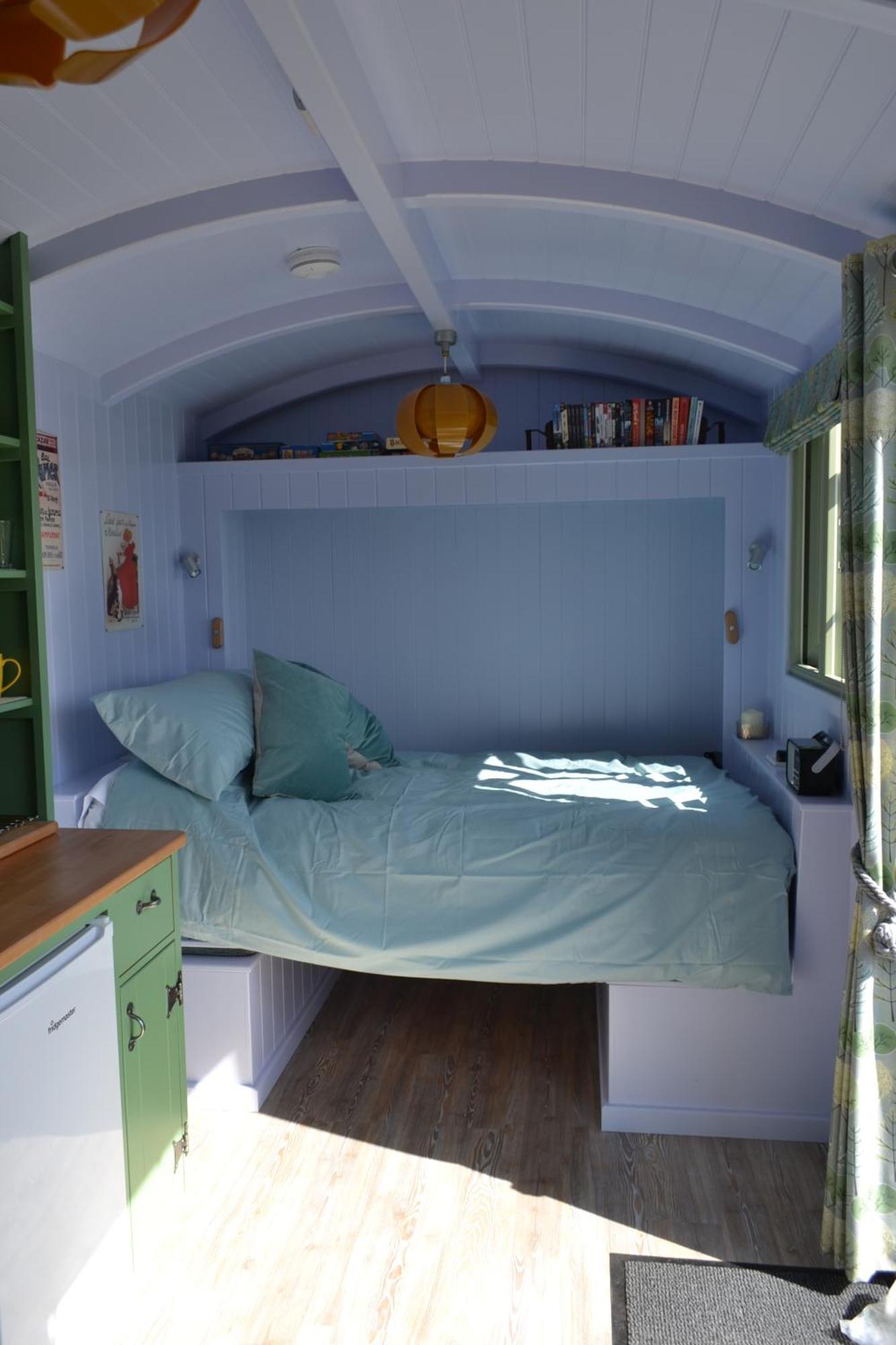 Twin Barn Shepherd's Huts Campsite Norwich