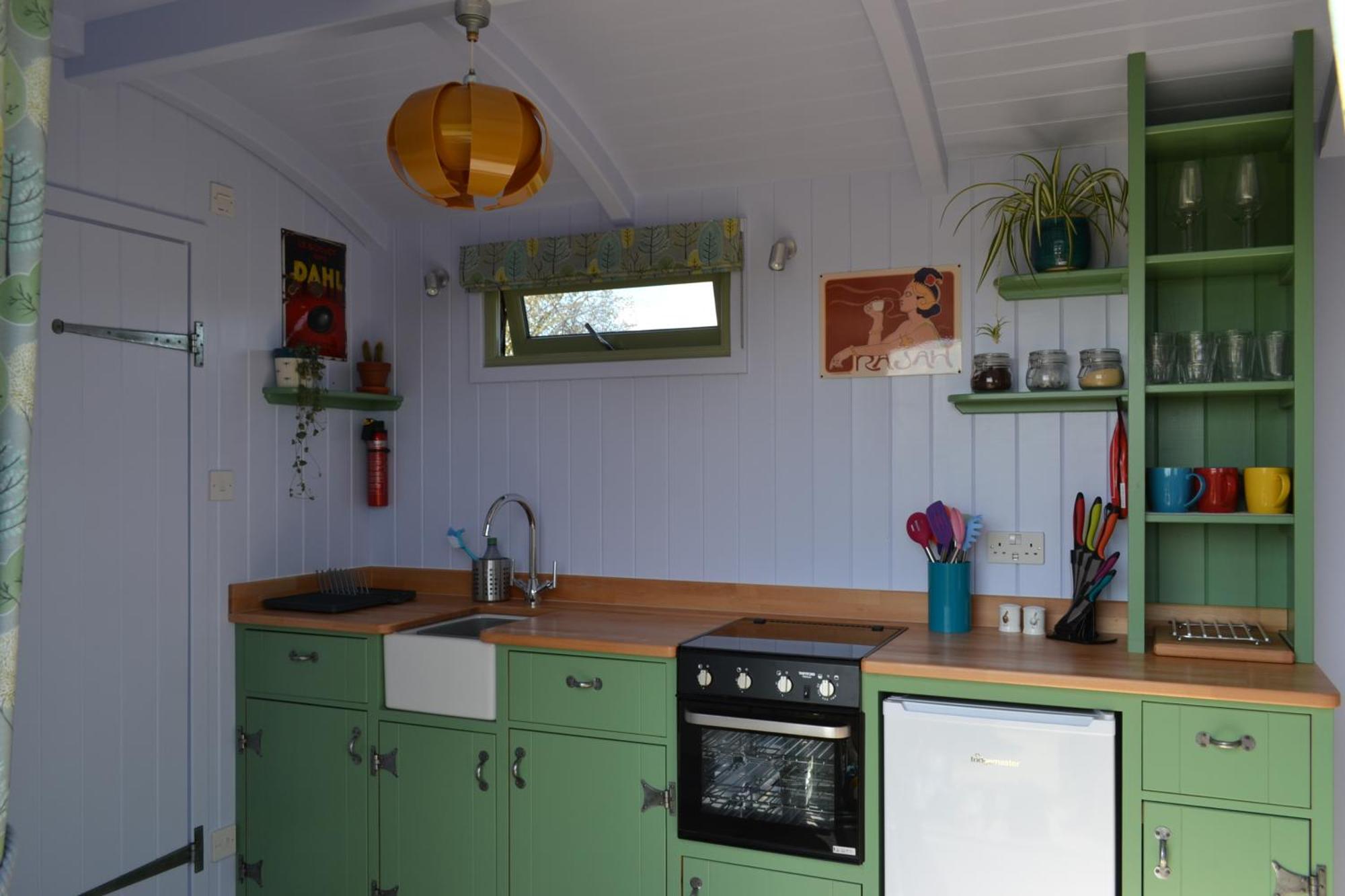 Twin Barn Shepherd's Huts Campsite Norwich