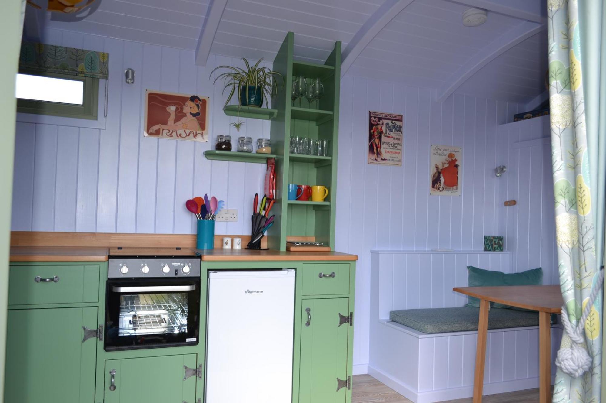 Campsite Twin Barn Shepherd's Huts *